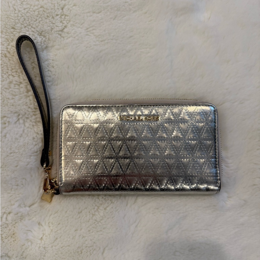 Michael Kors Gold Quilted Continental Wristlet Wallet Jet Set 🎄